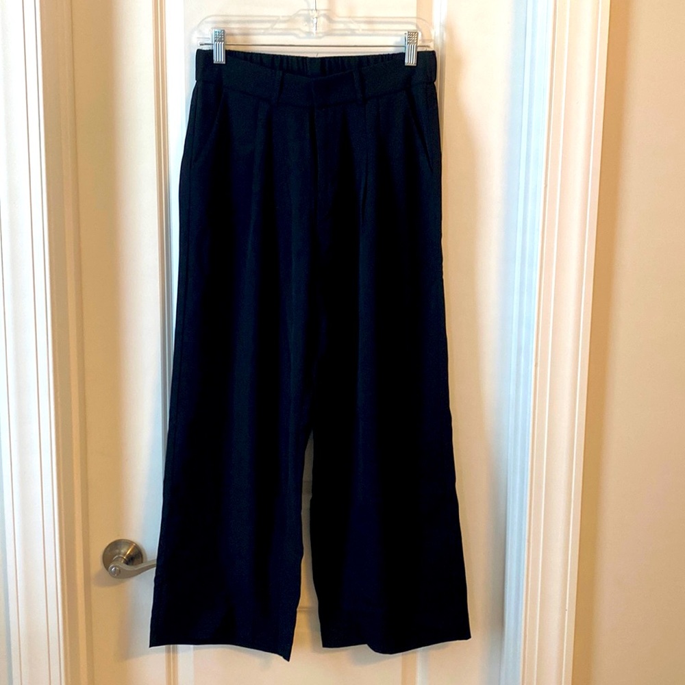 Black dress pant